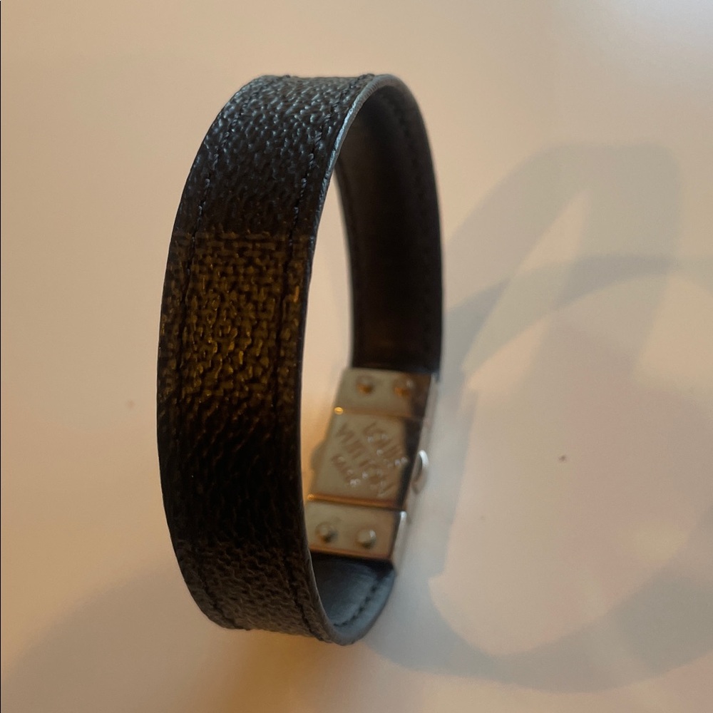 Men’s Louis Vuitton Bracelet - Picture 9 of 9